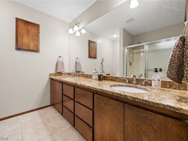 21454 Oak Bark Trail , Strongsville, OH 44149 Photo 28