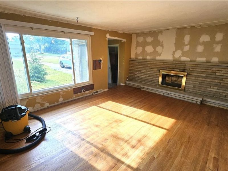 11830 Dunham Road , Sagamore Hills, OH 44067 Photo 2