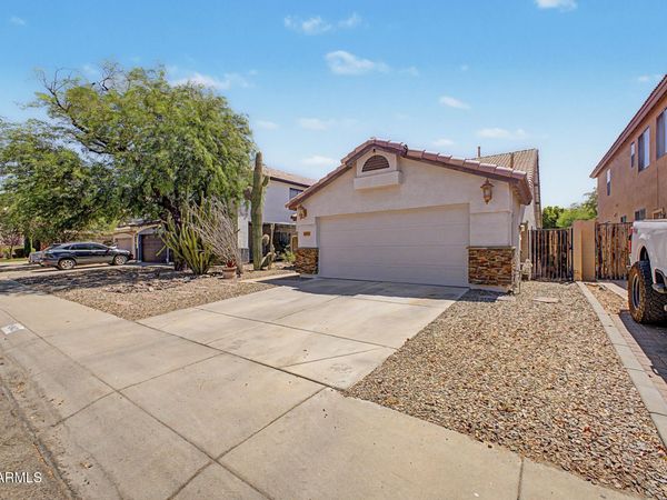 24821 N 37TH Lane, Glendale, AZ 85310