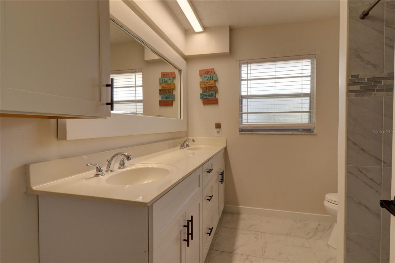 215 Tarpon Way, Punta Gorda, FL 33950 Photo
