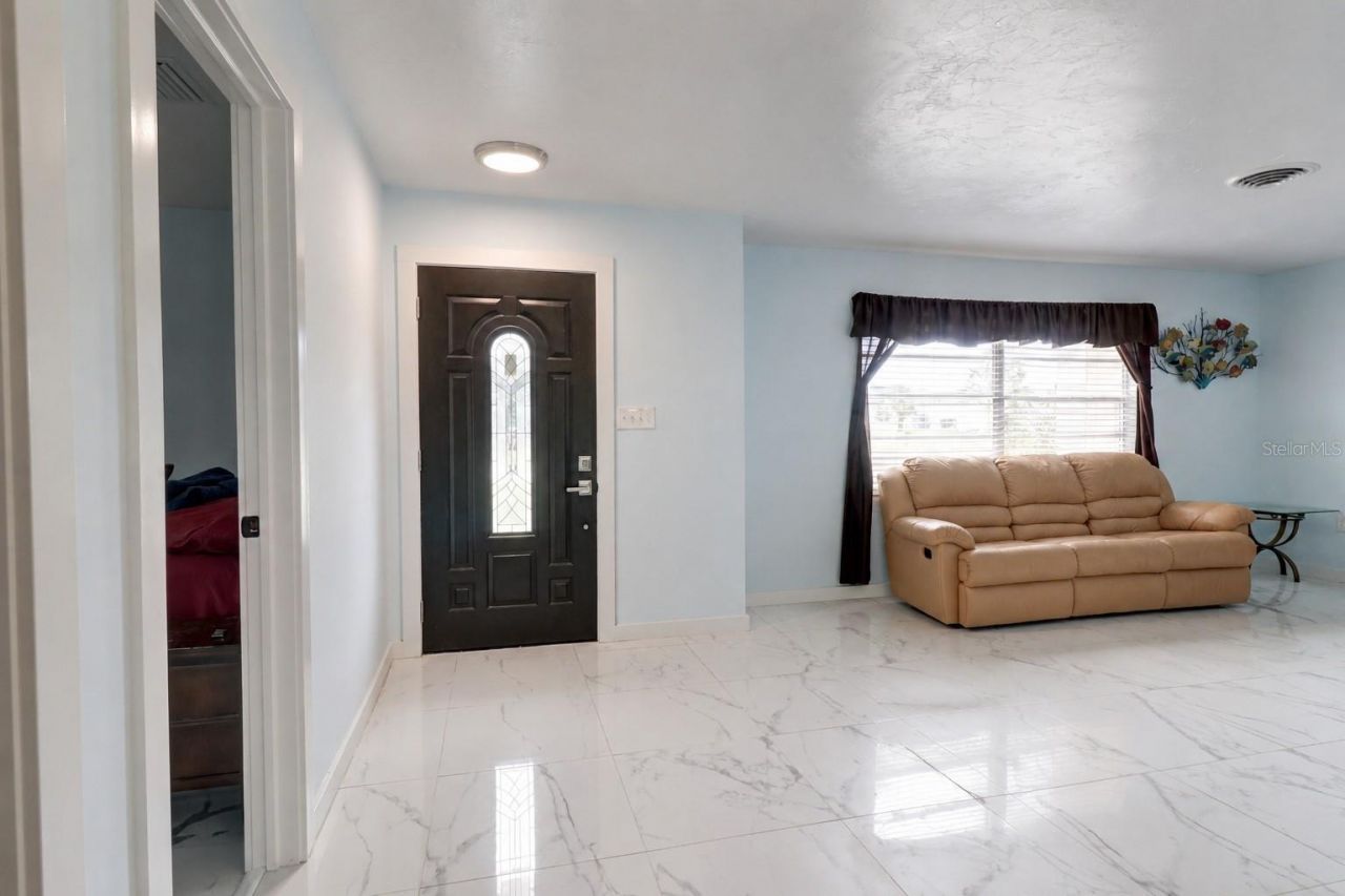 215 Tarpon Way, Punta Gorda, FL 33950 Photo