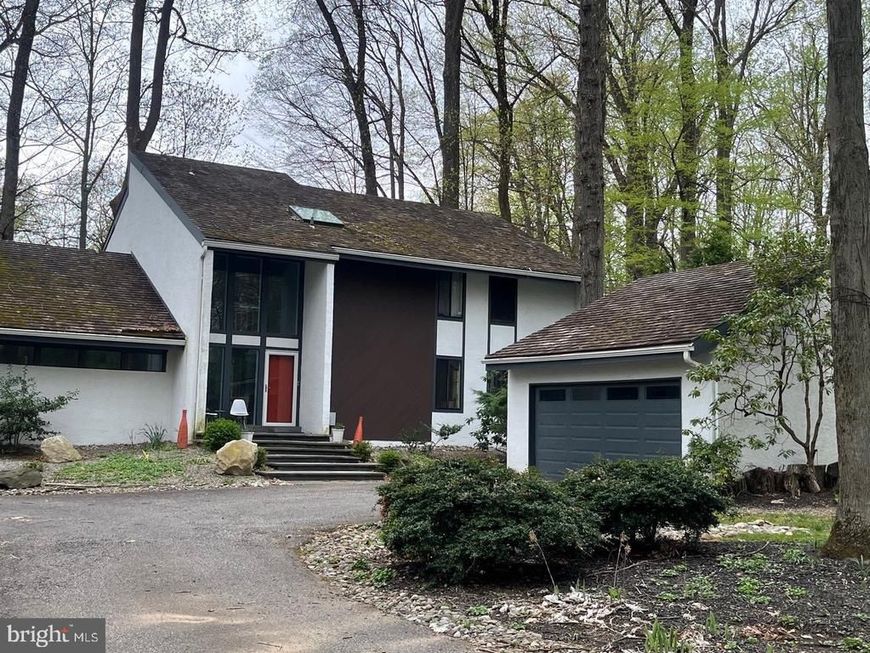 208 Pheasant Run Drive , Paoli, PA 19301 Main Photo