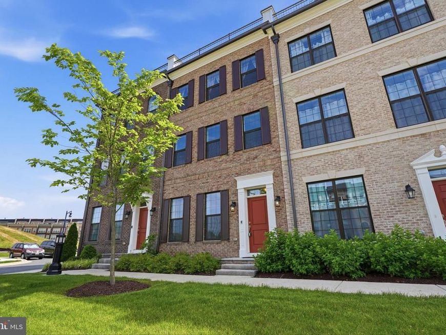 618 Skiff Way, National Harbor, MD 20745 Main Photo