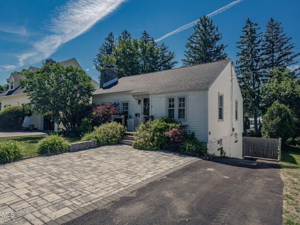 11 Wooster Street, Gloversville, NY 12078