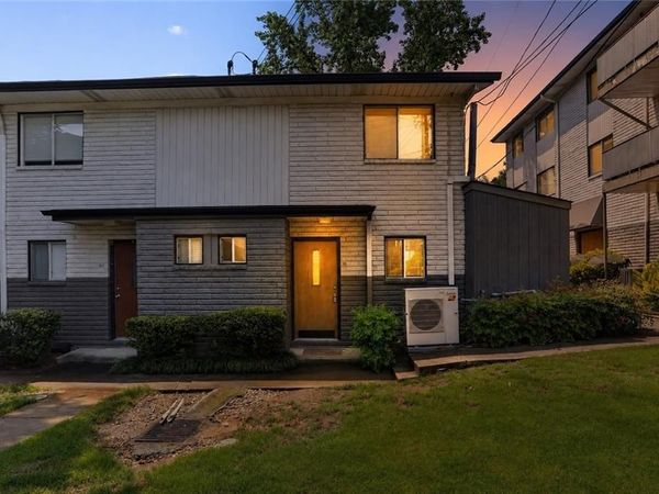 3501 Roswell Road NE, Unit 501, Atlanta, GA 30305