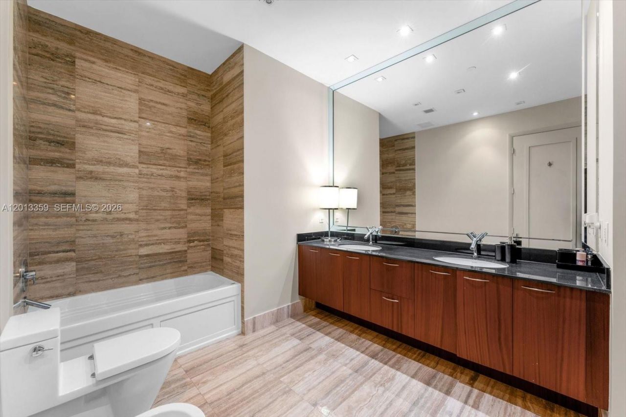 15811 Collins Ave , Unit 3605, Sunny Isles Beach, FL 33160 Photo