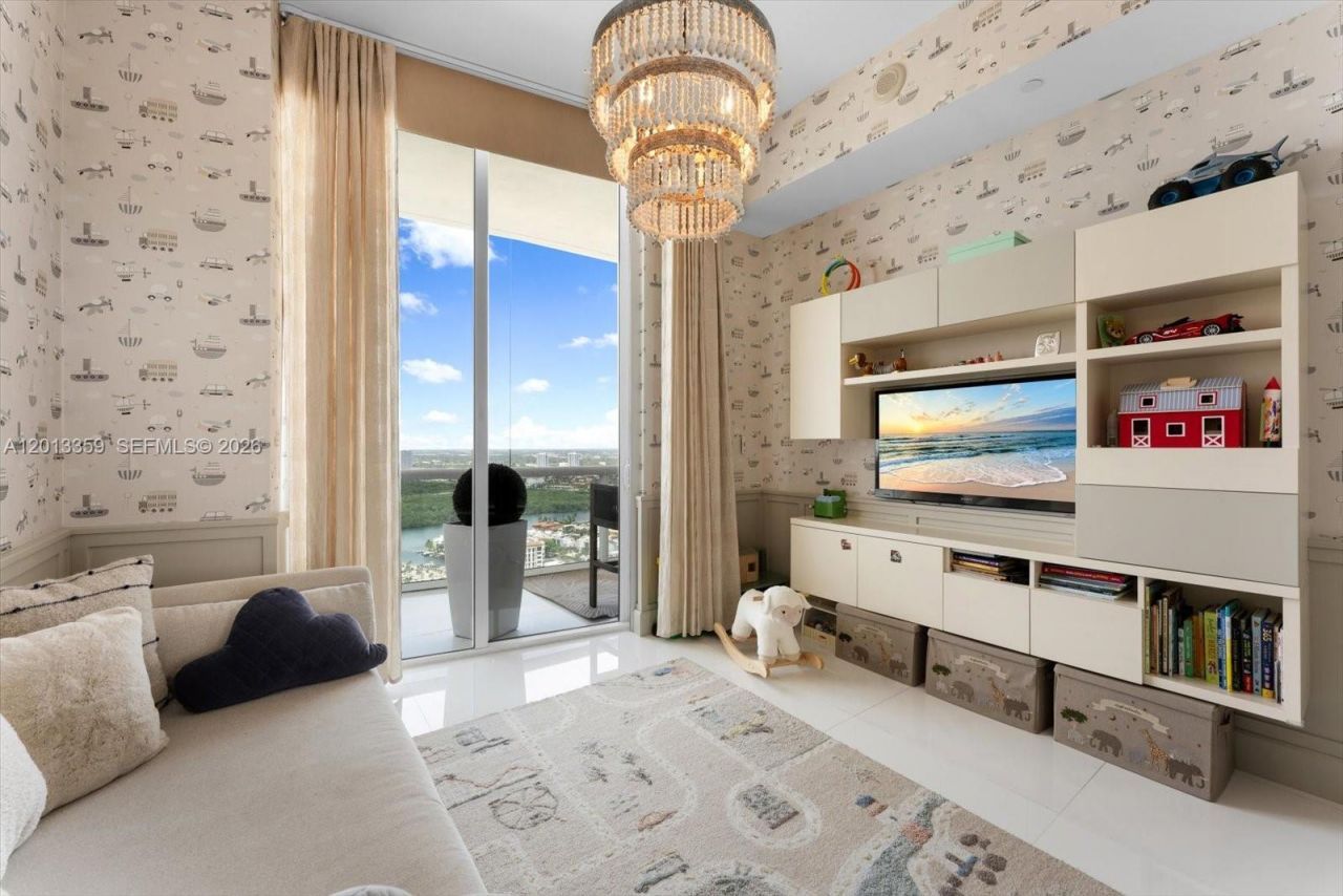 15811 Collins Ave , Unit 3605, Sunny Isles Beach, FL 33160 Photo