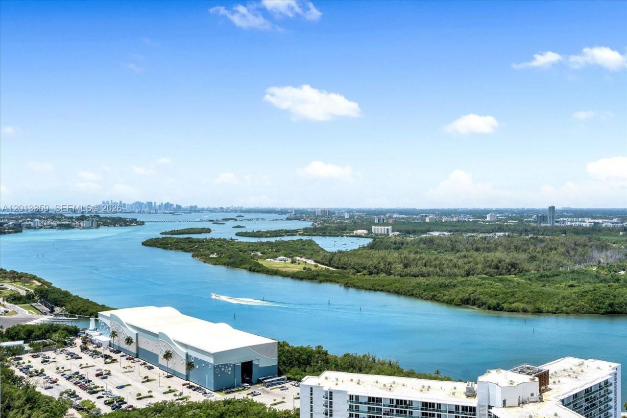 15811 Collins Ave , Unit 3605, Sunny Isles Beach, FL 33160 Photo