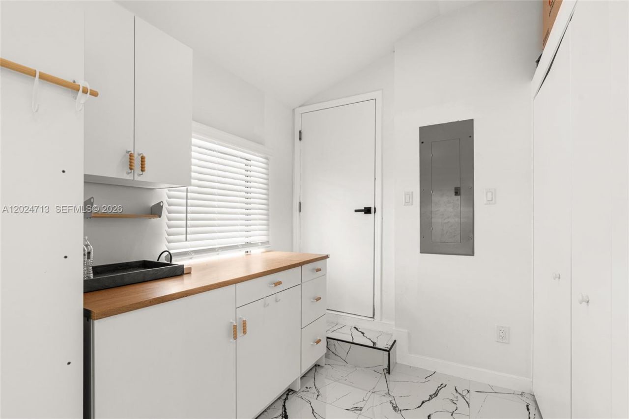 13010 Griffing Blvd, North Miami, FL 33161 Photo