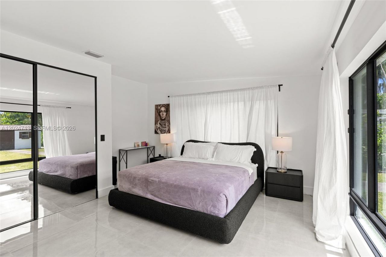 13010 Griffing Blvd, North Miami, FL 33161 Photo