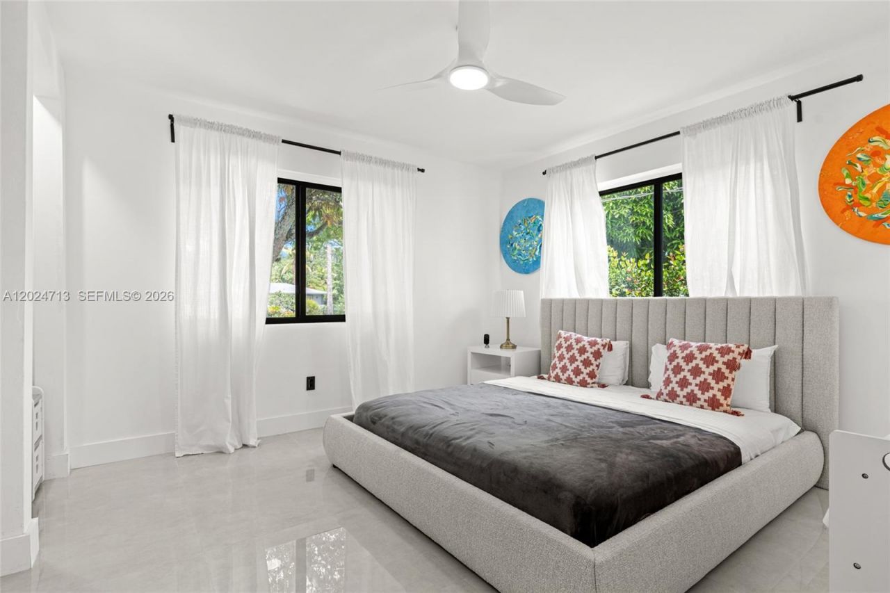 13010 Griffing Blvd, North Miami, FL 33161 Photo