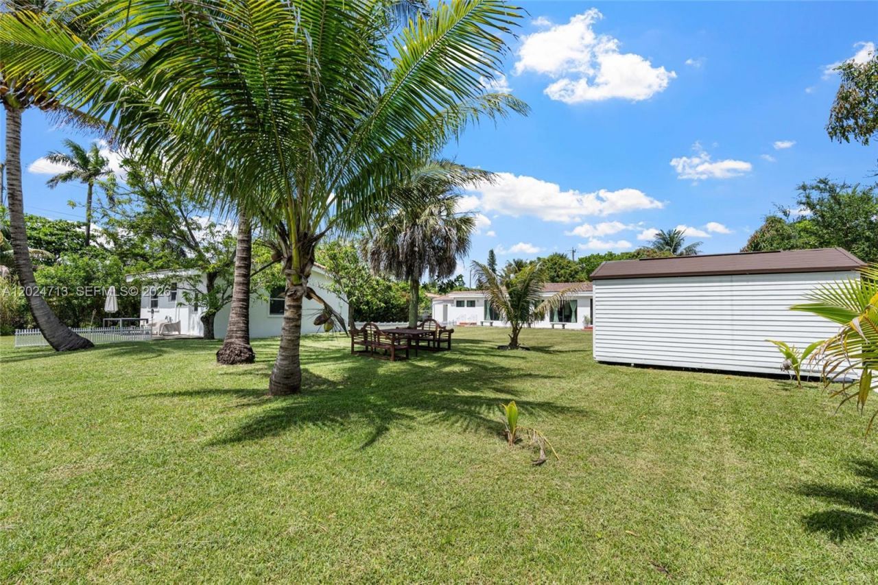 13010 Griffing Blvd, North Miami, FL 33161 Photo