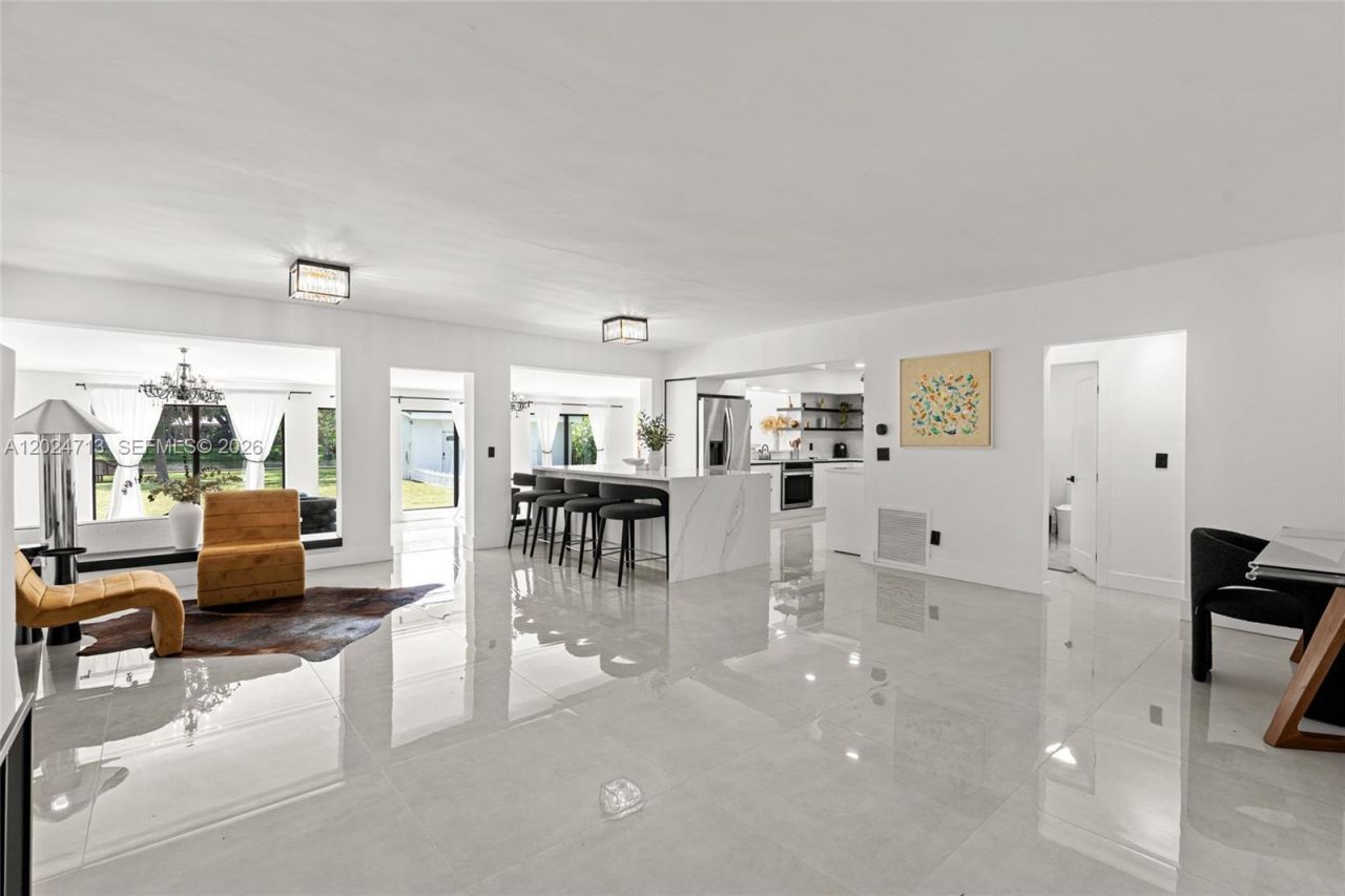 13010 Griffing Blvd, North Miami, FL 33161 Photo