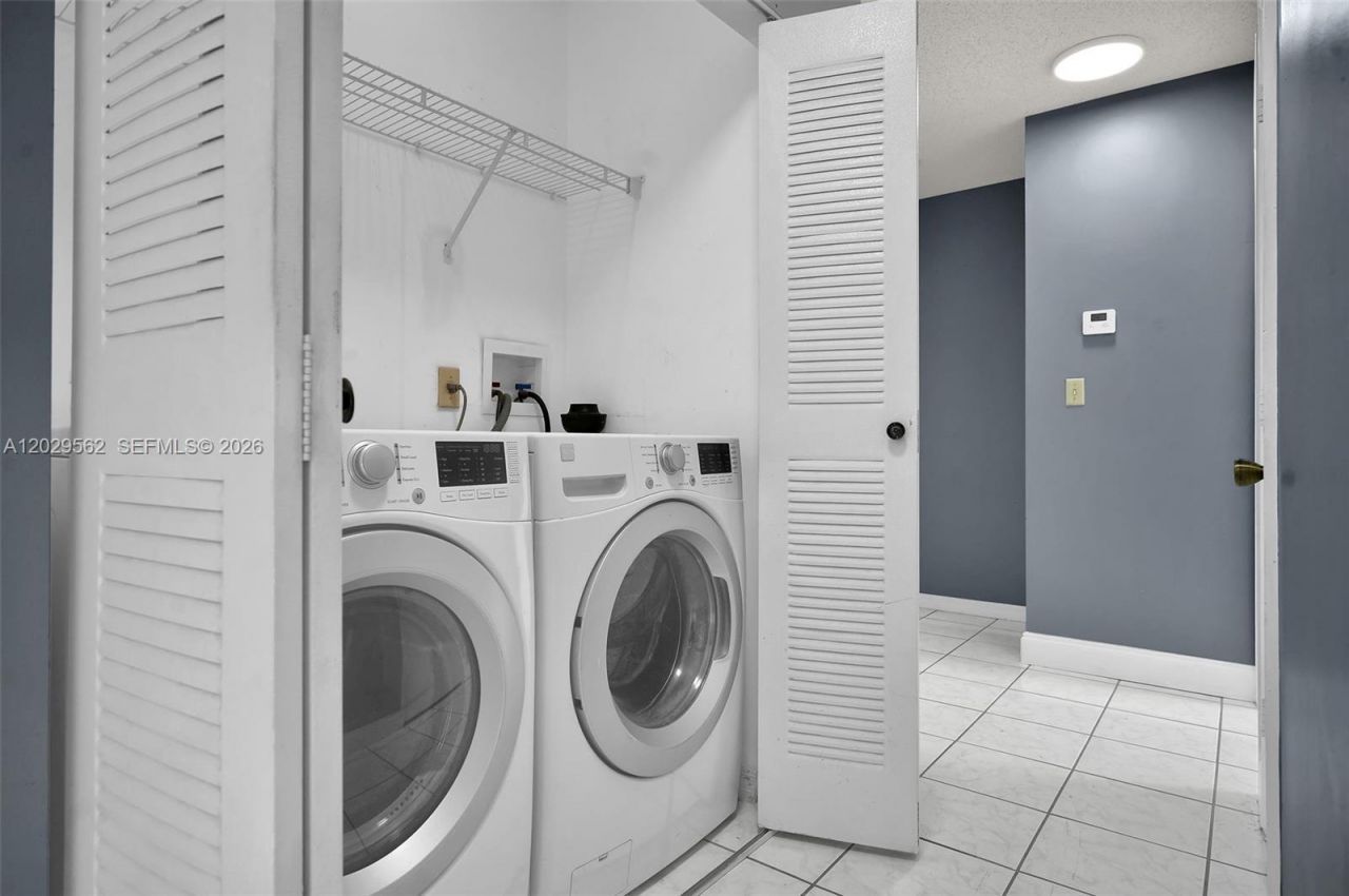 200 NW 114th Ave, Unit 22-101, Sweetwater, FL 33172 Photo