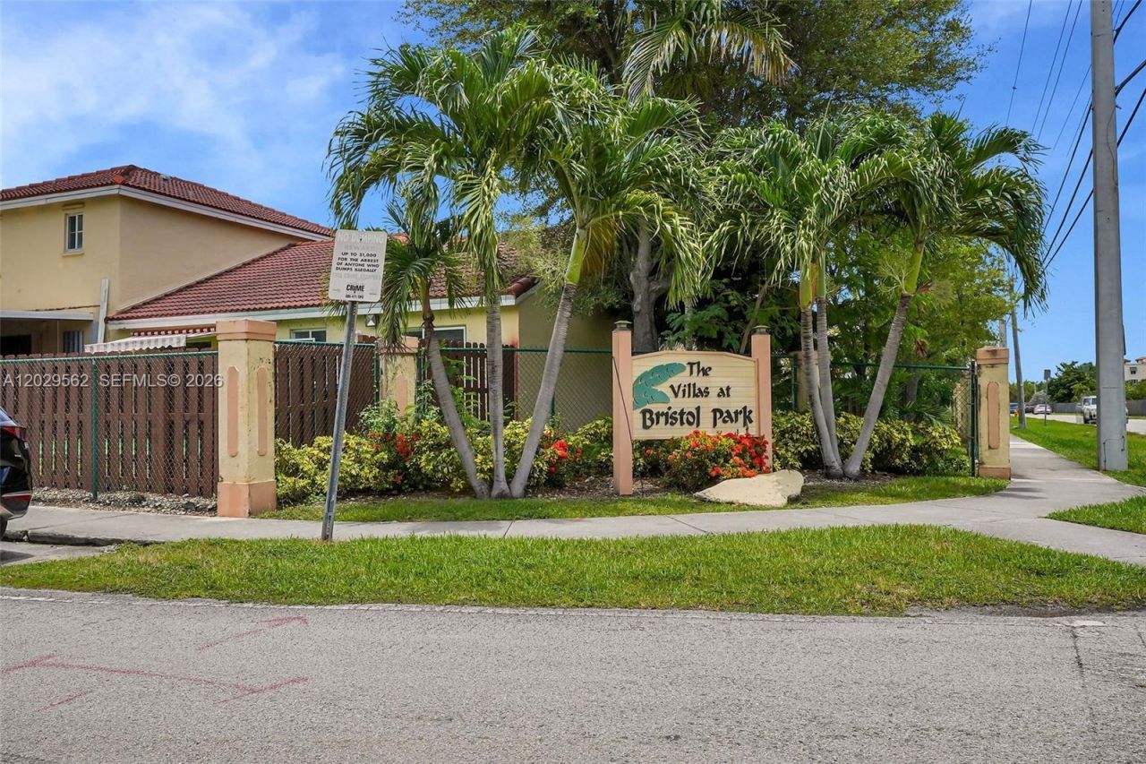 200 NW 114th Ave, Unit 22-101, Sweetwater, FL 33172 Photo