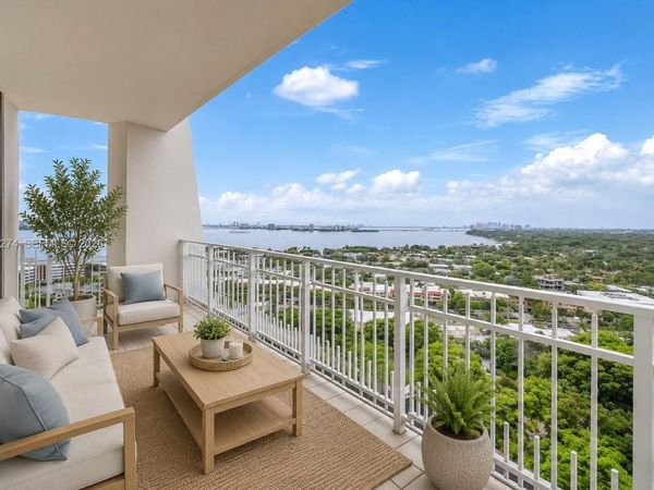 1000 Quayside Ter , Unit TS-10, Miami, FL 33138