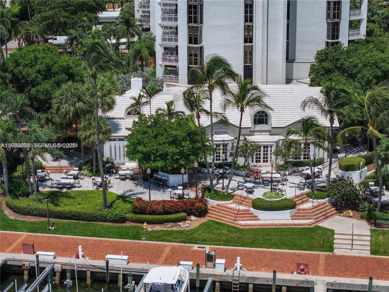 1000 Quayside Ter , Unit TS-10, Miami, FL 33138 Photo