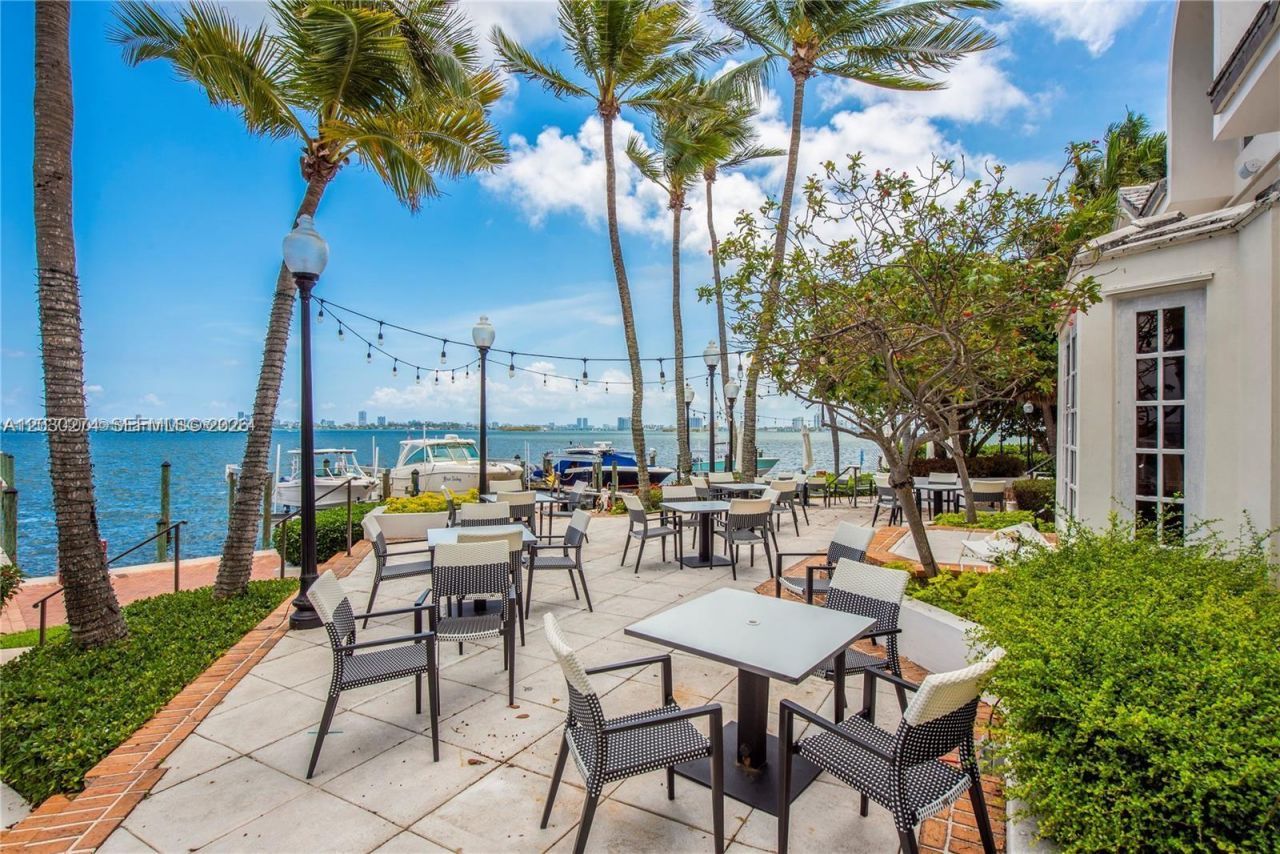 1000 Quayside Ter , Unit TS-10, Miami, FL 33138 Photo