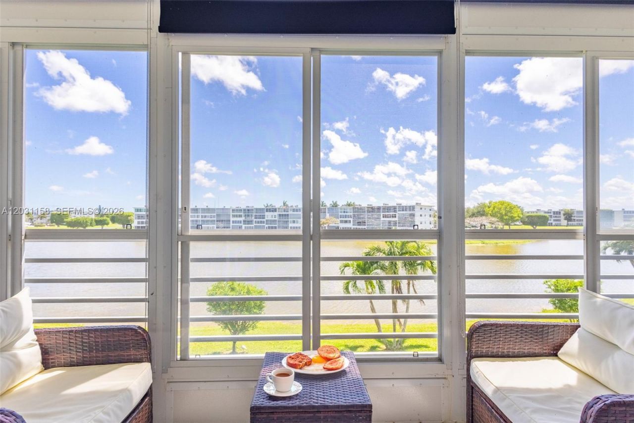 3049 Wolverton C , Unit 3049, Boca Raton, FL 33434 Photo