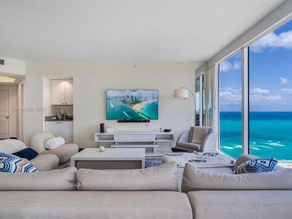 4779 Collins Ave , Unit 2305, Miami Beach, FL 33140