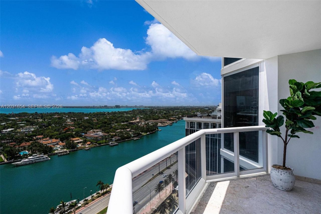 4779 Collins Ave , Unit 2305, Miami Beach, FL 33140 Photo