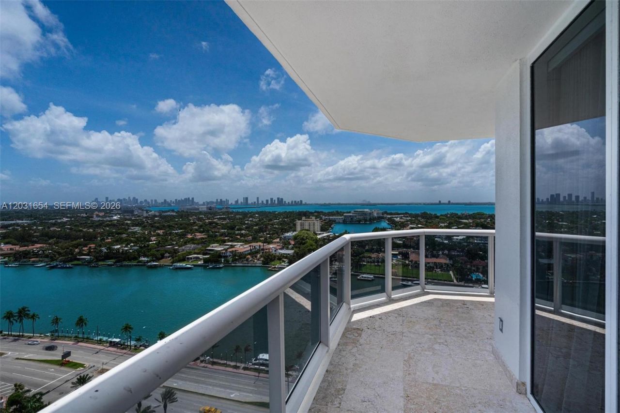 4779 Collins Ave , Unit 2305, Miami Beach, FL 33140 Photo