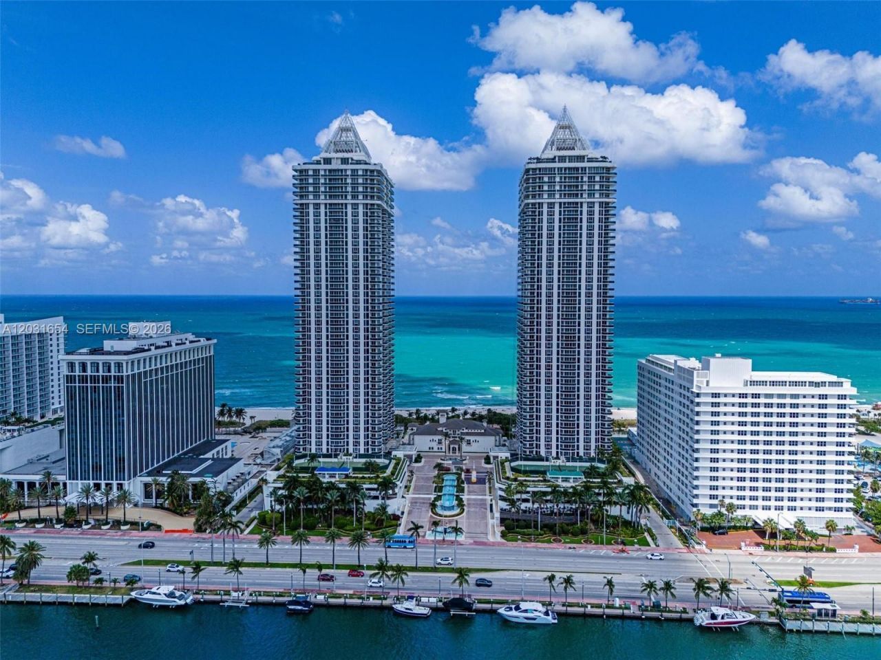 4779 Collins Ave , Unit 2305, Miami Beach, FL 33140 Photo
