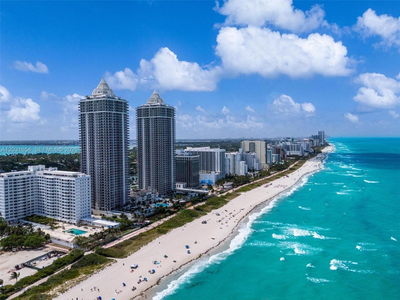 4779 Collins Ave , Unit 2305, Miami Beach, FL 33140 Photo