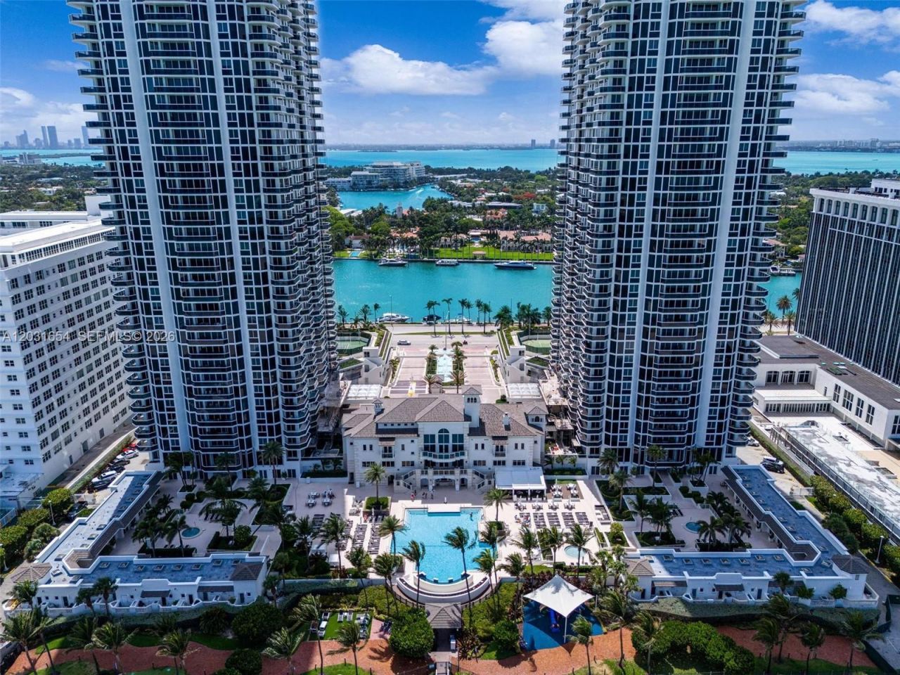 4779 Collins Ave , Unit 2305, Miami Beach, FL 33140 Photo