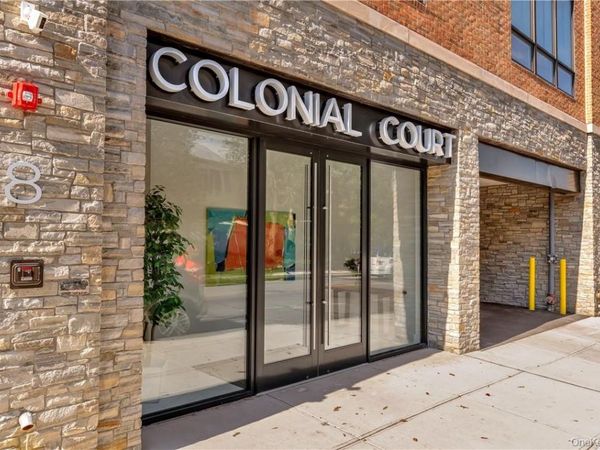 8 Boulevard W, Unit 404, Pelham, NY 10803