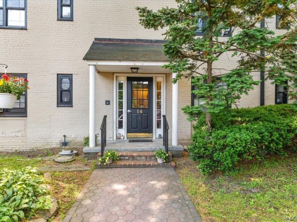 14 Manchester Road, Unit 2L, Eastchester, NY 10709