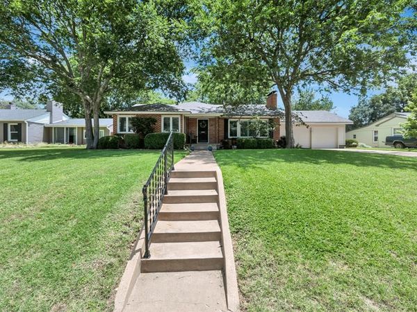 6371 Greenway Road, Fort Worth, TX 76116