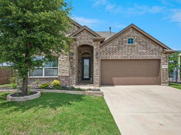 3001 Hidden Valley Drive, Fort Worth, TX 76177