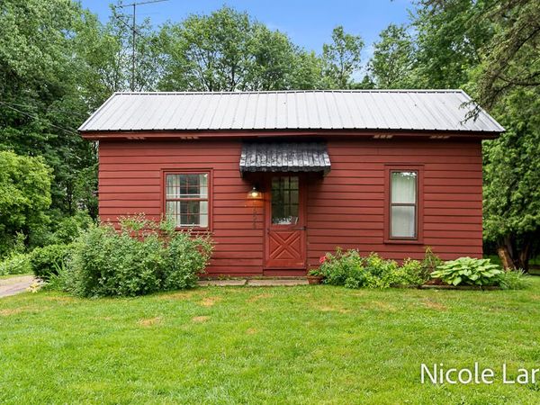 4696 16 Mile Road NE, Cedar Springs, MI 49319