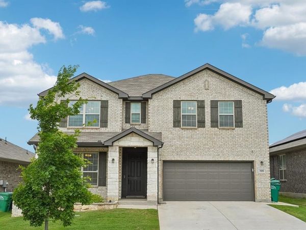 3800 Arroyo Trail, Denton, TX 76208