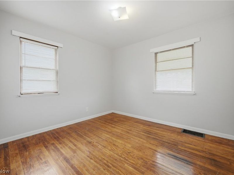 2806 Harmont Avenue NE, Canton, OH 44705 Photo 14
