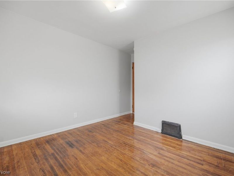 2806 Harmont Avenue NE, Canton, OH 44705 Photo 15