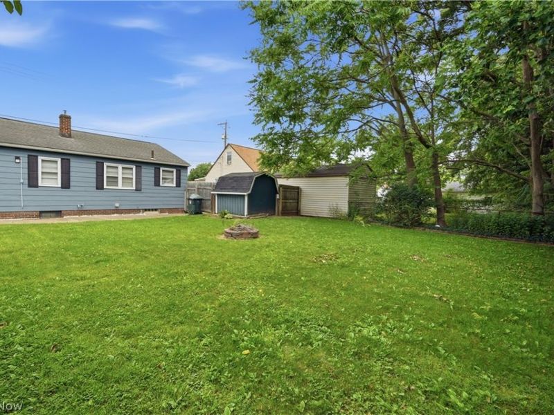 2806 Harmont Avenue NE, Canton, OH 44705 Photo 28