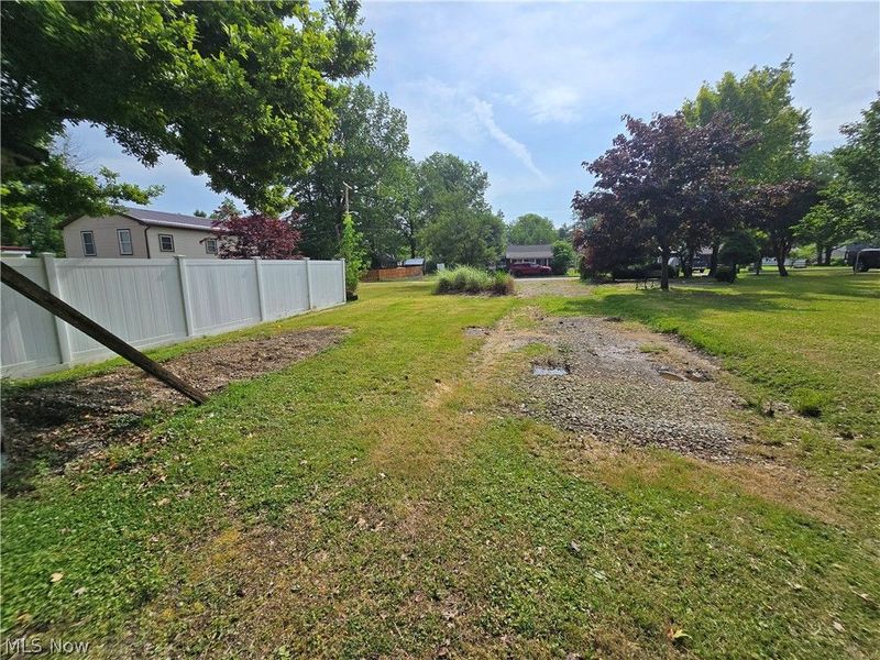 4877 Presidential Drive , Geneva, OH 44041 Photo 2