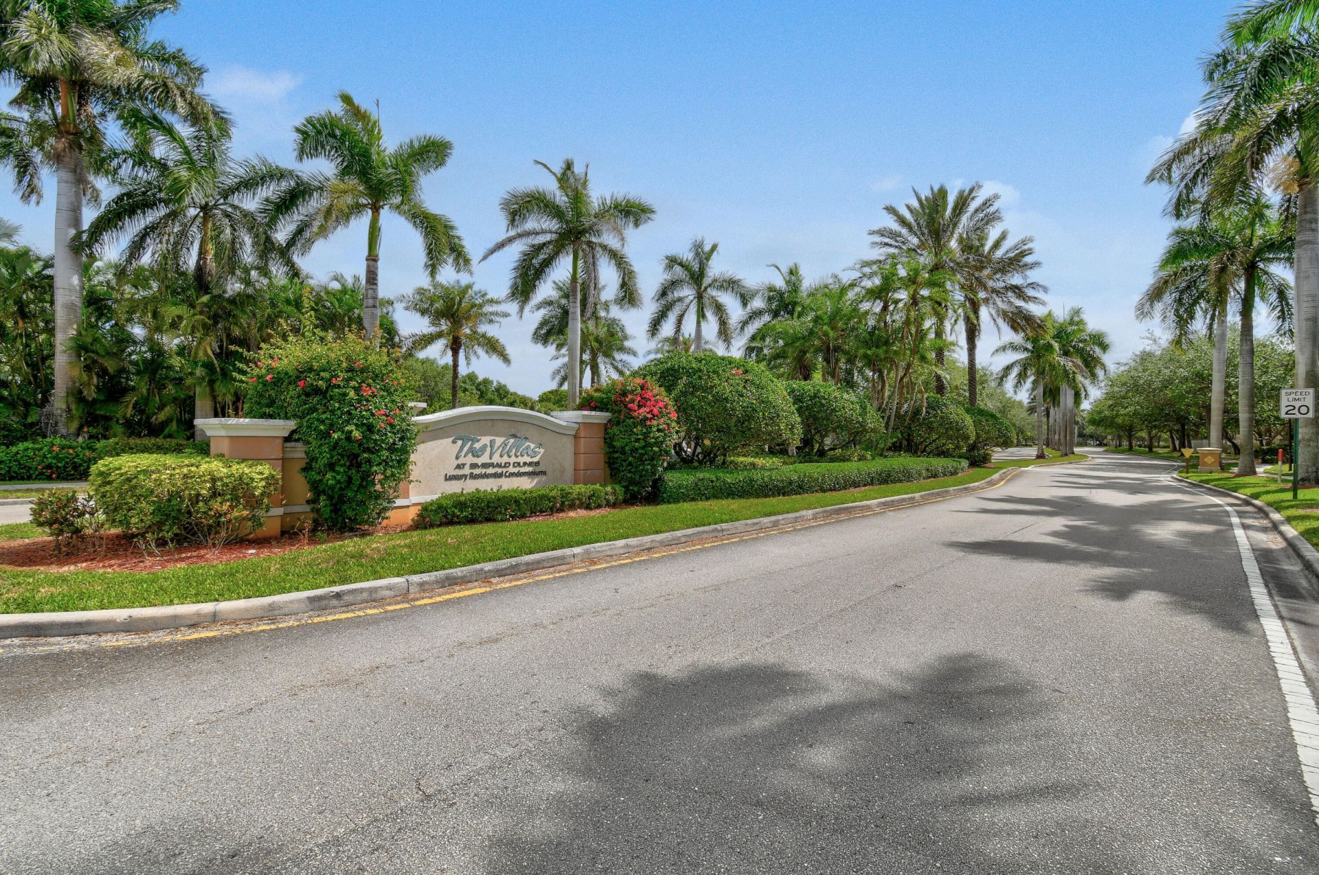 6556 Emerald Dunes Drive, Unit 302, West Palm Beach, FL 33411 Photo