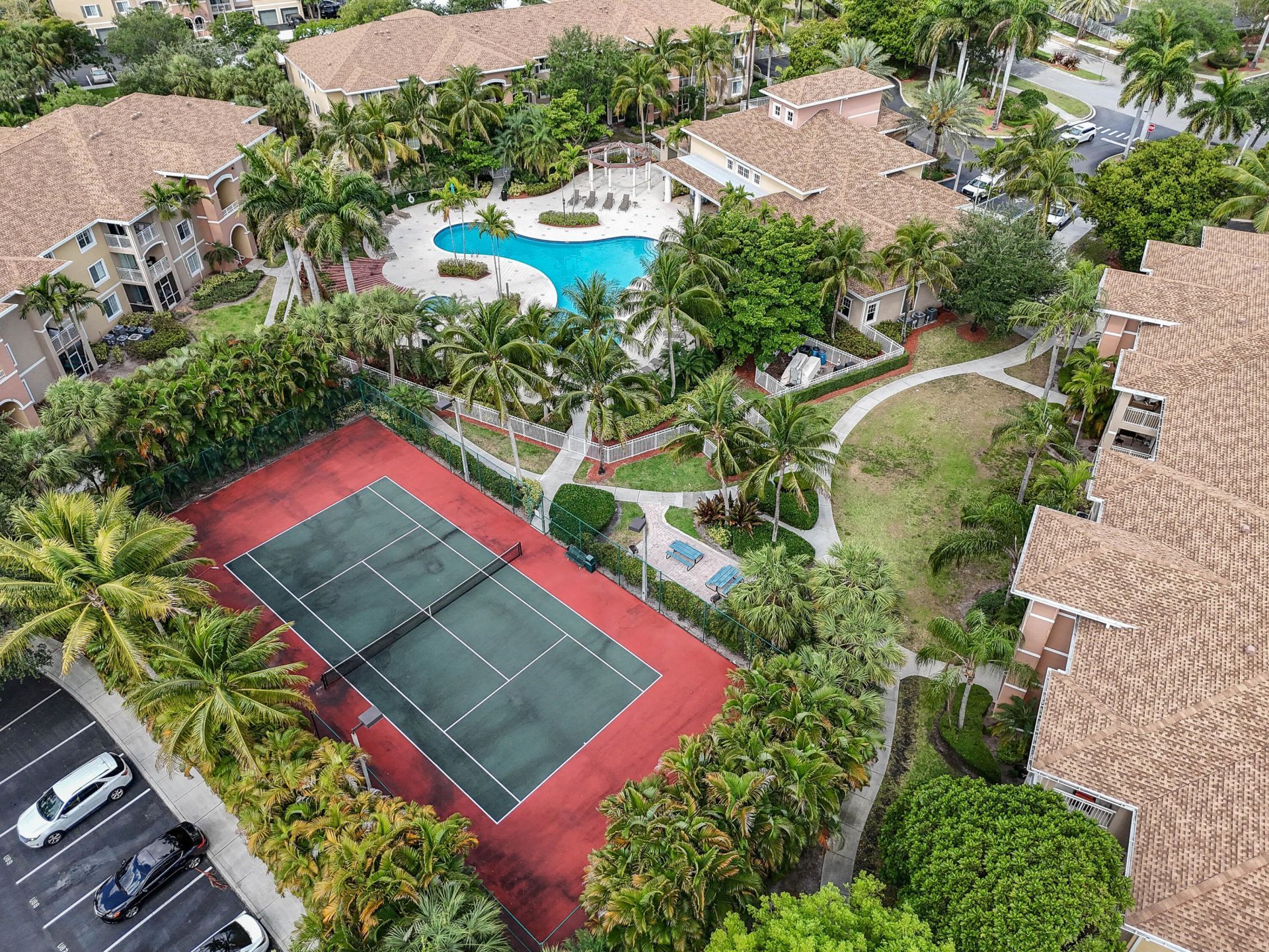 6556 Emerald Dunes Drive, Unit 302, West Palm Beach, FL 33411 Photo