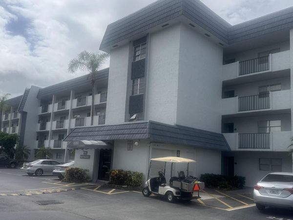 6080 NW 44th Street, Unit 109, Lauderhill, FL 33319