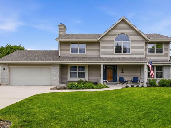 W171N10218 Wildrose LANE, Germantown, WI 53022