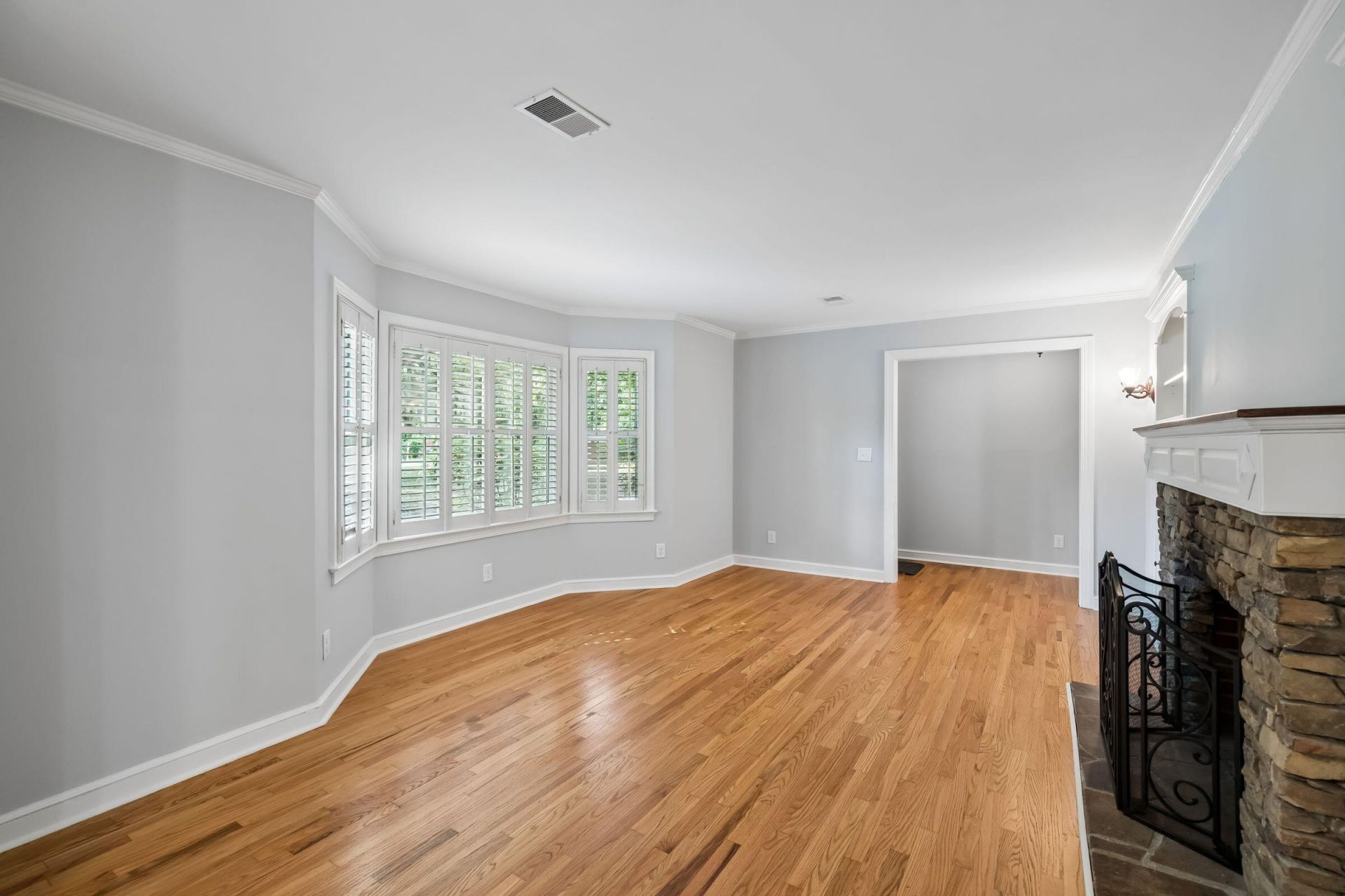 562 Fort Johnson Road Photo 11