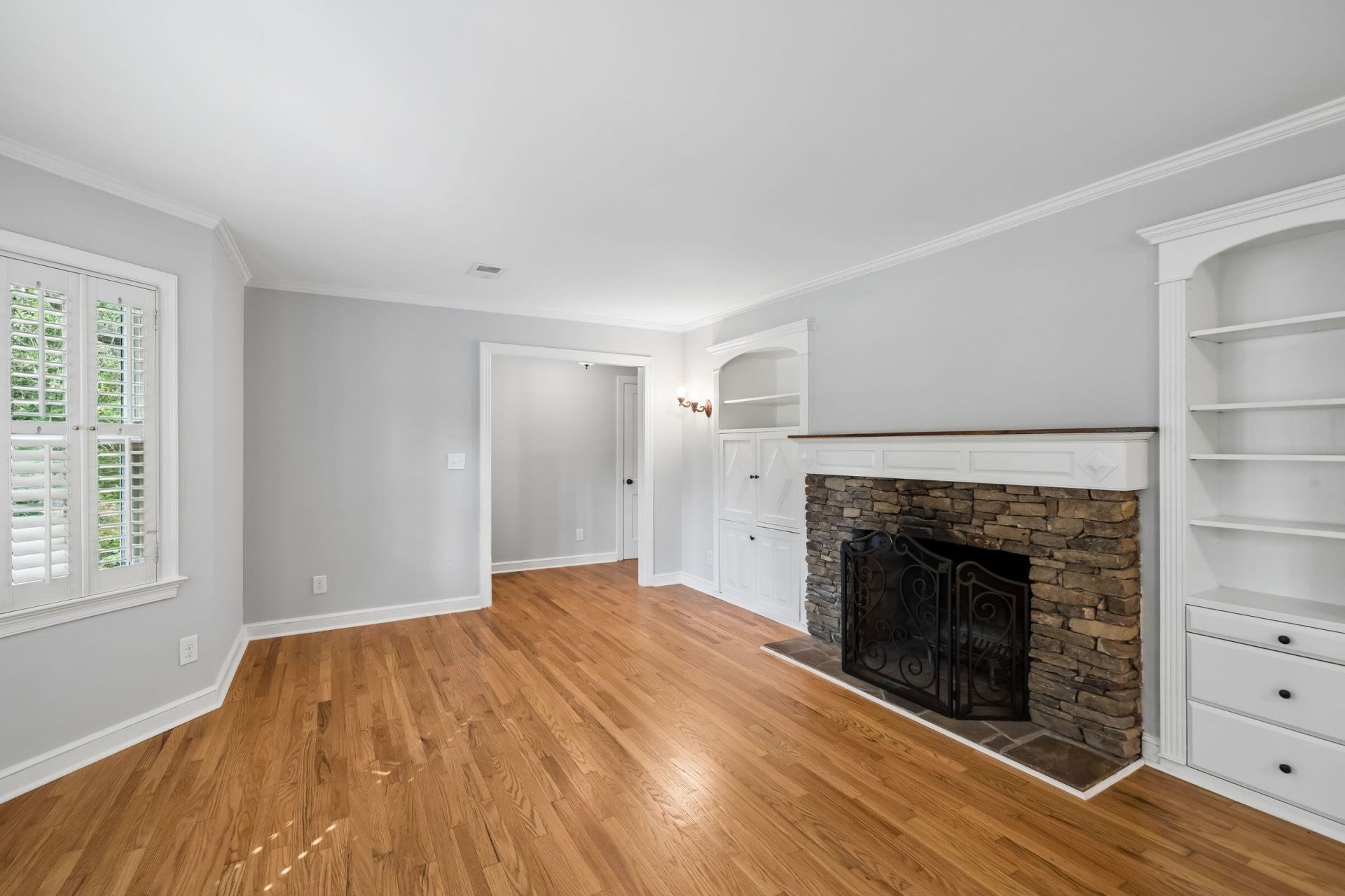 562 Fort Johnson Road Photo 11