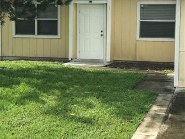 850 105th AVE N, NAPLES, FL 34108