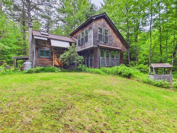 699 Kinsman Road, Grafton, NH 03240