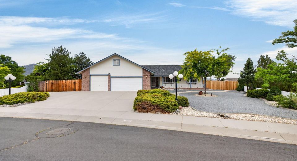 1379 Bridle Way, Minden, NV 89423 Photo