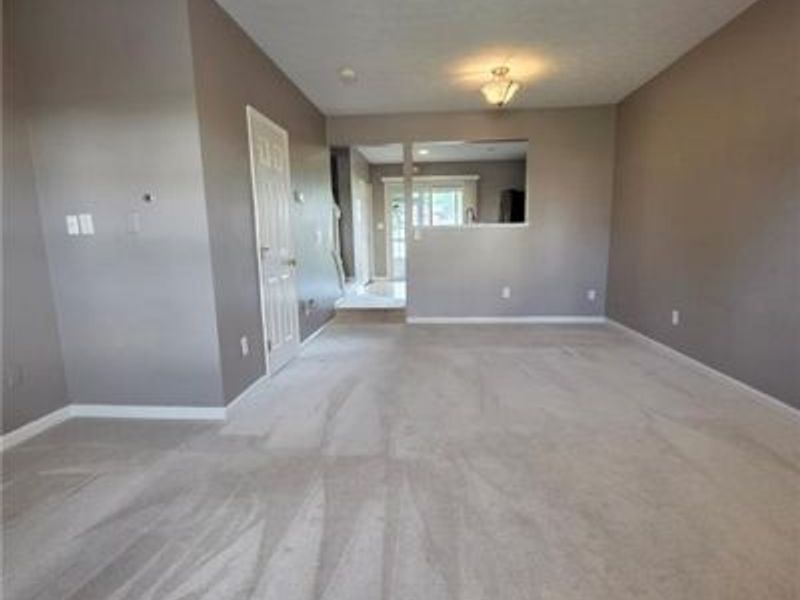 2405 Tarpon Bay Drive, Miamisburg, OH 45342 Photo 2