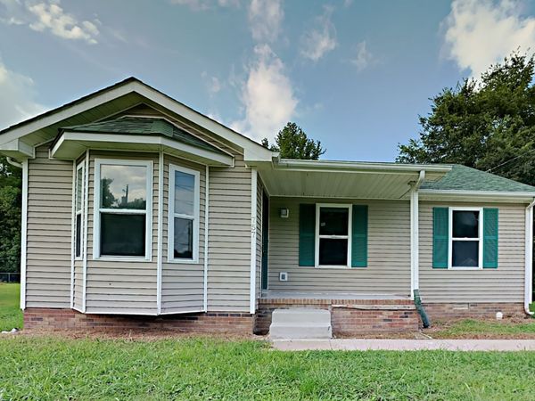 757 Spees Dr, Clarksville, TN 37042